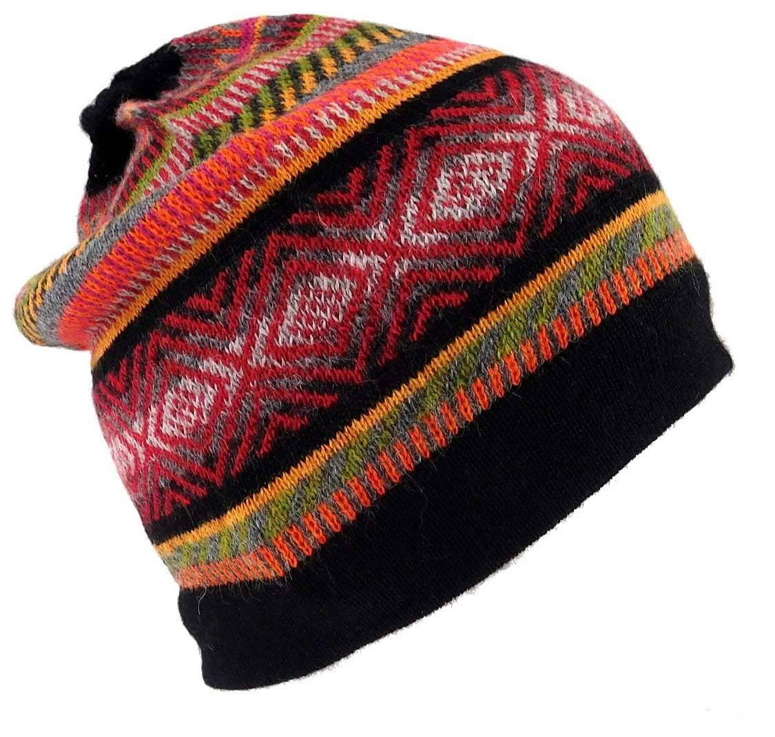 Alpaca Geometric Beanie Black Multi